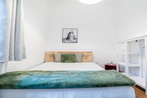 Lion Apartman by Mital, Szeged