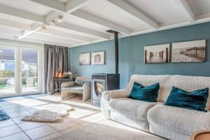 Holiday Home Beluga with parking and shared pool by Interhome, De Haan