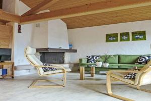 Apartment Central-2 by Interhome, Wengen