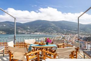 Amazing View House, Skopelos Town