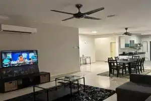 Spacious Apartment in Central Shah Alam, Petaling Jaya