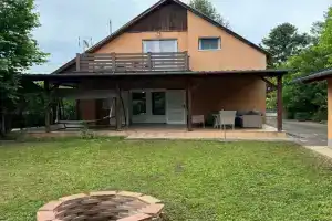 Izabella Vendégház Apartments, Balatonszarszo