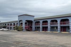 Americas Best Value Inn Frost Bank Center, San Antonio