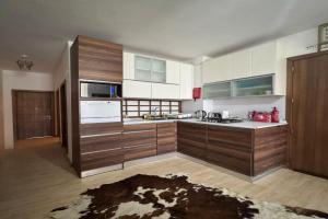 Marsascala 2nd-Floor Seaview elegant Apartment 3Bedroom 2bathroom FREE Breakfast & all tv movies, Marsaskala