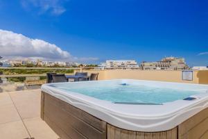 Kirxa Rooms and Suites, St Julians