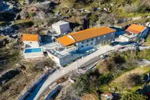 Village Villa Dobrski Dvori, Cetinje