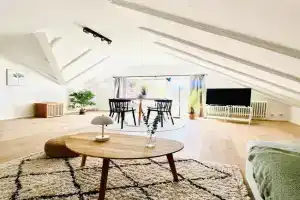 Gemütliches Loft in - Komfort & Charme direkt an der Uniklinik mit Küche und Bad Apartments, Homburg