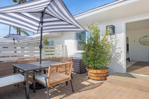 South O Bungalow 5 - Deluxe Queen Studio + Patio, Carlsbad