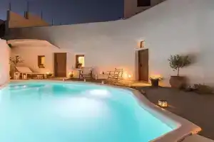 Athinais Mansion Villa, Megalokhori