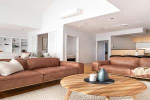 Luxury Waterfront Stay Apartments, Launceston