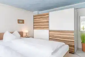 Große Wohnung mit Parkplatz Garten und Terrasse Apartments, Boltenhagen