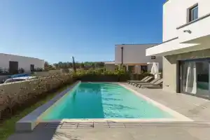 Villa La Vita Istriana - Seaview, heated pool, Krnica