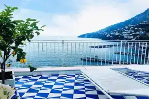 Amalfully Boutique Apartment - A seaview gem, Atrani