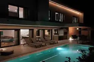 Villa Alba Marina, Krnica