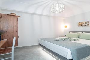 Ostria Apartments, Akrotiri