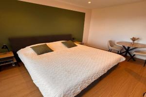 Chambre privée avec salle de bain - accès entièrement privé Guest house, Malmedy