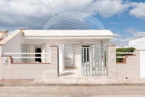 Blue House- spiaggia a 150m By Cala Salento, Torre Lapillo