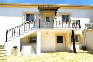 March Apartments, Gouvia