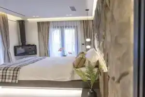 Polyzos Luxury Suites Meteora #3 - Adults Friendly, Kalambaka