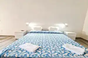 Belvedere Suite Apartments, La Maddalena