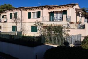 Sirolo trilocale nuovo con aria condizionata posto auto Apartments, Sirolo