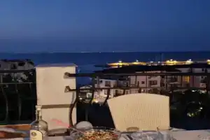 HOUSEDENz, Chernomorets