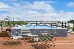 Soleil on Jonson - Luxury Apartment with Rooftop Pool, Balcony, 2 Bedrooms Above Light Years & Pixie, Byron Bay