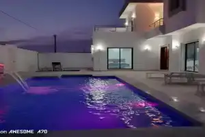 Villa Crys Midoun, Triffa