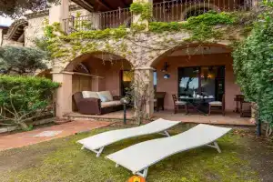 Rokkaria Holiday House, Villasimius