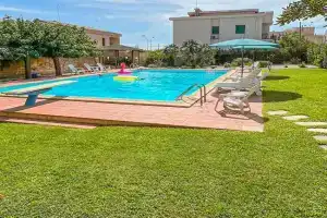 Sampieri Sea & Pool Guest house, Sampieri