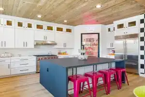 Flagstaff Barbie Dream House, Flagstaff