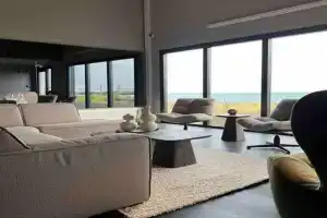 Ocean View Suite Apartments, Keflavik
