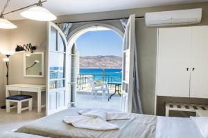 Kalimera studios, Karpathos Town