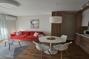 Sunny lux apartman II, Vrnyachka Banya