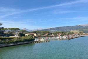 Relax between the sea and the mountains Apartments, Cinquale