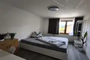 Cosy Room in Modern Flat, Innsbruck
