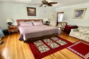 Entire guest suite in the Falls, Niagara Falls