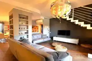Casa Magenta, Moniga