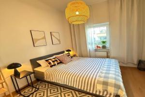BeckHomes Munich, New, central 2BR Apartment with Terrace, Munchen