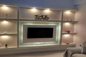 Cuka apartment 3BD nexto to metro and Port, Piraeus