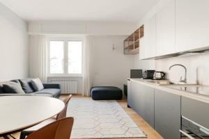 GuestHost - Stazione Centrale Sleek Apartment, Monza