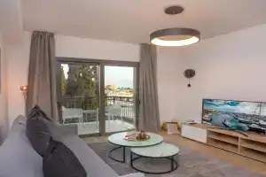 Crown Hall Suites, Limassol