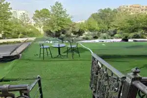 Cosy Sea View Apartment with Balcony near to Nizami Street, Baku