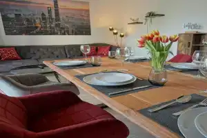 HOGULU - 3 - RAUM - App 25 mit Balkon Apartments, Brandenburg an der Havel