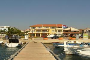 apartments RIVA, Pakostane