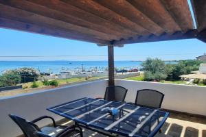 Apartmani Morska Villa, Vir