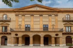 Palazzo De Gregorio - Apartments, Palermo