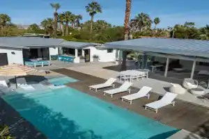 Luxury 4-Bedroom Home with Pool Spa & Stunning Mountain Views, Palm Springs