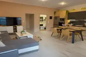 Mocha Luxury Residence Apartments, Spata