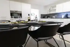 Fewomo, Mosel Maisonette, mit Terrasse & Winzerflairallee, für 6 Perfekt, für 8 geeignet Apartments, Brauneberg